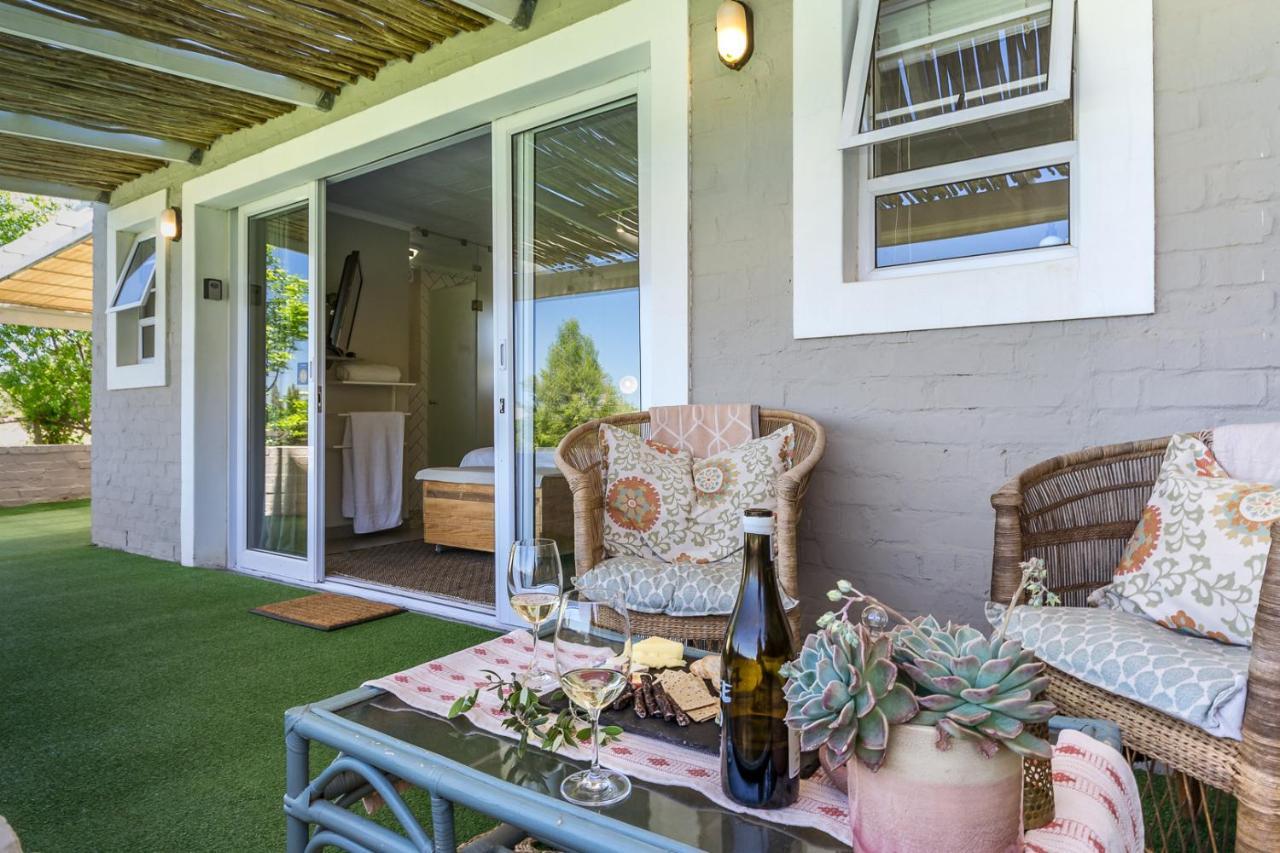 Wildlife Retreat On A Wine-Farm Villa Stellenbosch Bagian luar foto